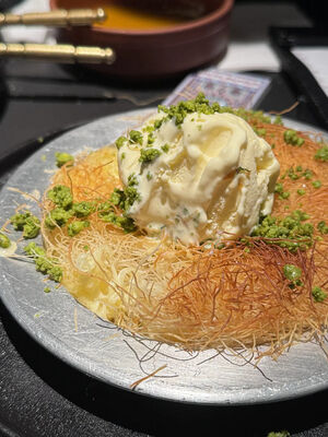Pasta Kunafa. Fábrica chinesa padrão da UE, fast food adaptado, fornecimento em massa.