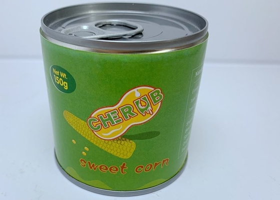O núcleo vegetal enlatou o milho doce na salmoura